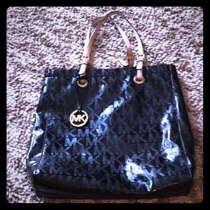 Micheal Kors tote purse